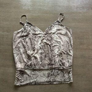 White House black market Snakeskin Print Women's camisole small EUC
